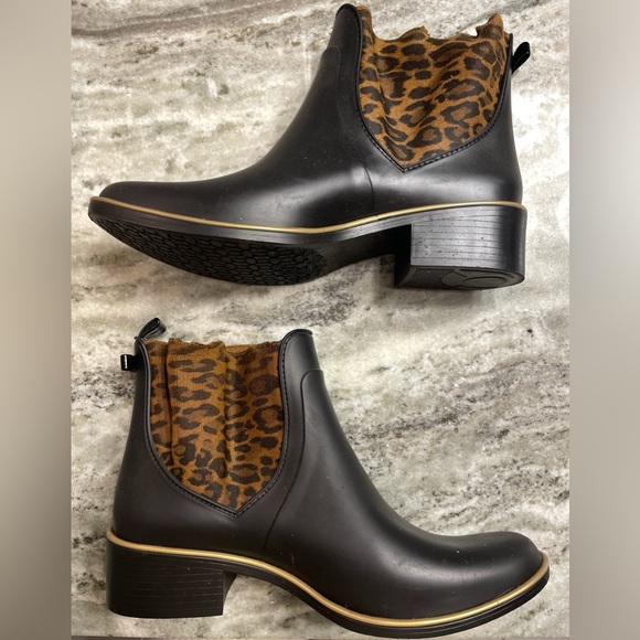 Kate Spade Sedgewick Domina Chelsea Ankle Rain Boots in Leopard - Picture 2 of 6